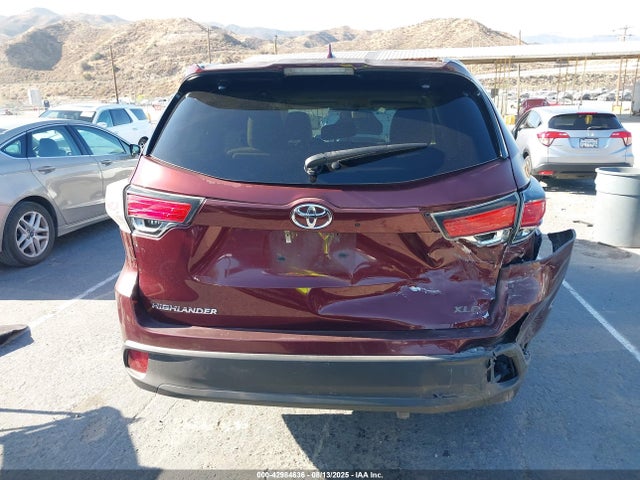Toyota 2gr-fe 2014 5TDKKRFH8ES025771 Image 16
