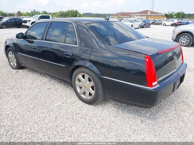 2007 CADILLAC DTS 1G6KD57Y37U202469 Photo 2