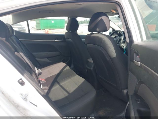 2019 HYUNDAI ELANTRA 5NPD84LF0KH408442 Photo 7