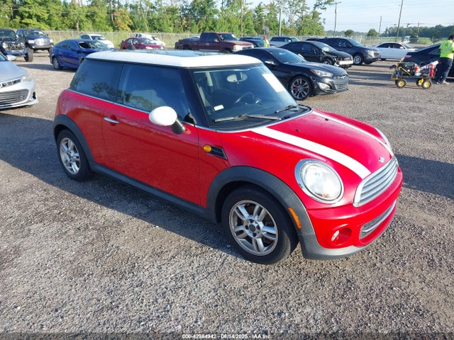 2011 MINI COOPER WMWSU3C57BT093488 Photo 0