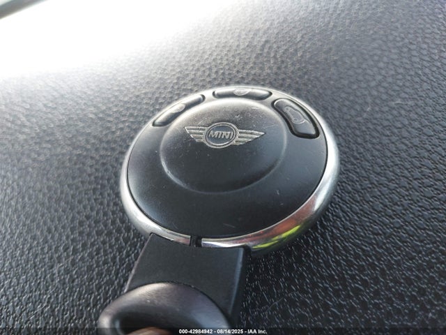 2011 MINI COOPER WMWSU3C57BT093488 Photo 10