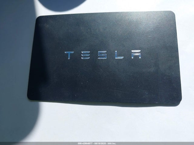 2025 TESLA MODEL Y 7SAYGDEE9SF269051 Photo 10