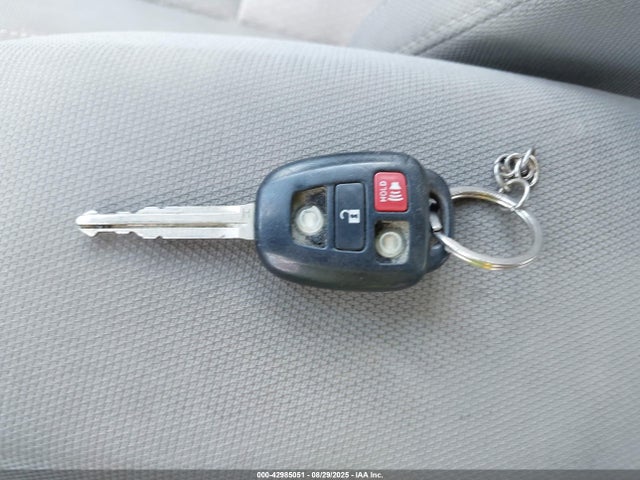 Toyota 2zr-fe 2014 2T1BURHE3EC215094 Image 11