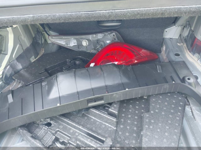 Infiniti 2015 2015 JN1BV7AP2FM352080 Image 12