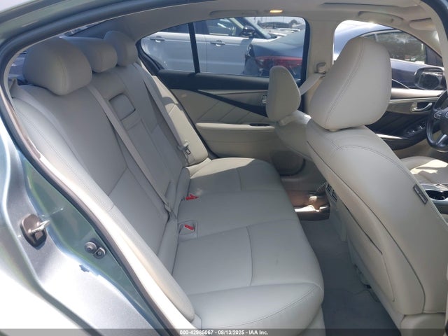 Infiniti 2015 2015 JN1BV7AP2FM352080 Image 8