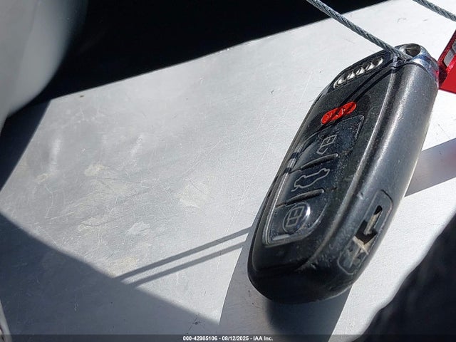 2009 AUDI A5 WAUDK78T39A018581 Photo 10