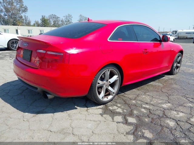 2009 AUDI A5 WAUDK78T39A018581 Photo 3