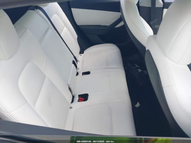 2020 TESLA MODEL Y 5YJYGDEE8LF040956 Photo 7