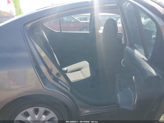 Nissan Versa 2016 3N1CN7AP5GL835563 Image 8