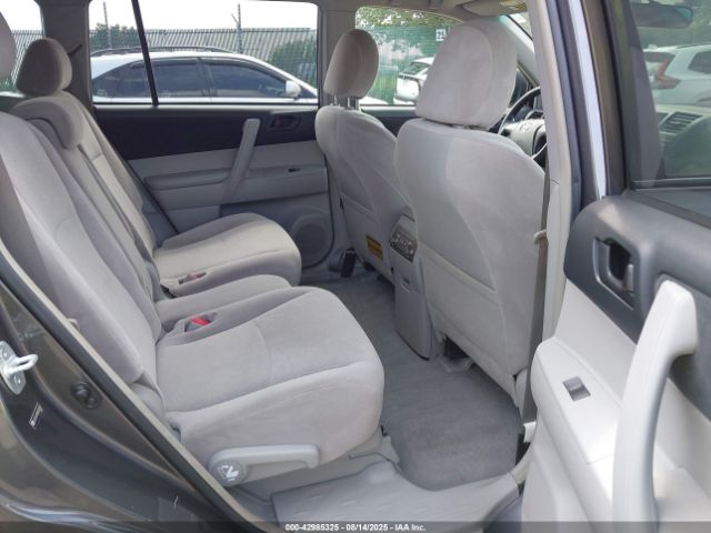 2008 TOYOTA HIGHLANDER JTEDS41A882025802 Photo 7