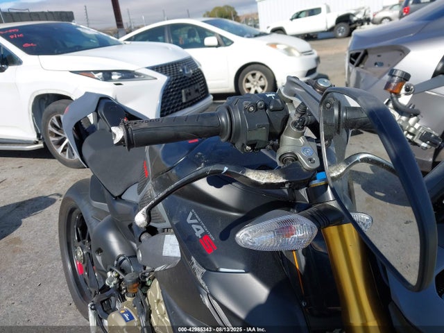 Ducati 2024 2024 ZDMFAKWW7RB009458 Image 15