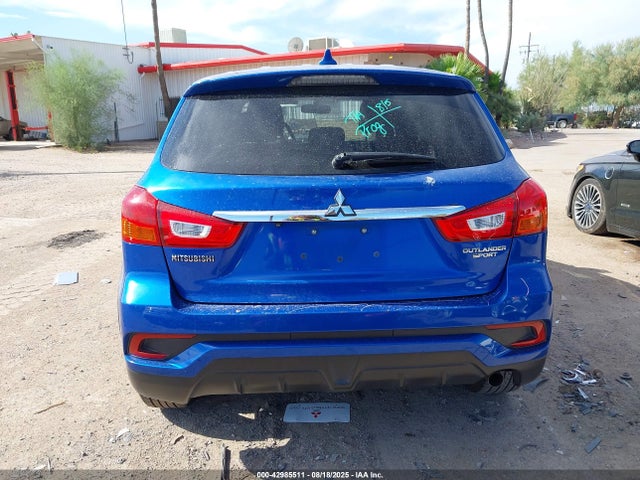 Mitsubishi mivec 2018 JA4AP3AU5JU013737 Image 16