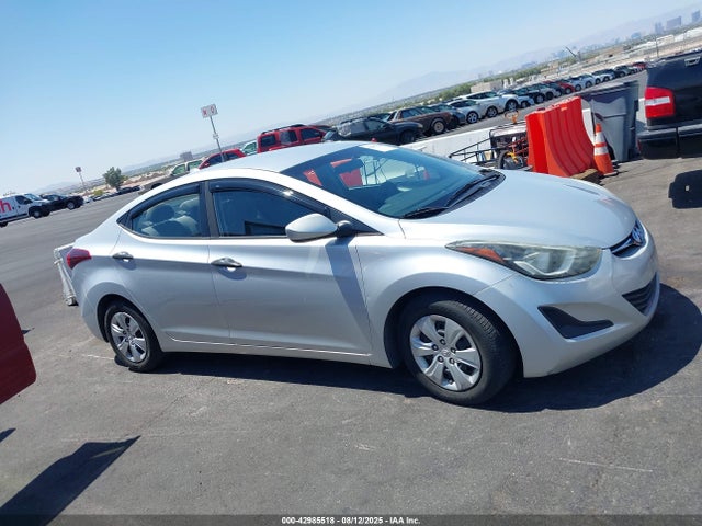 Hyundai dohc mpi nu 2016 5NPDH4AEXGH738445 Image 13