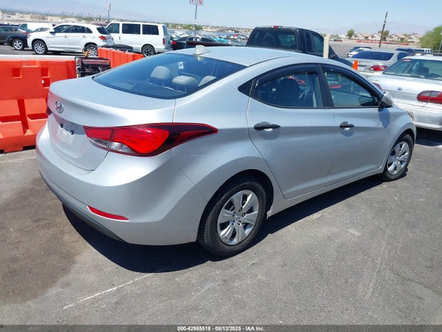 Hyundai dohc mpi nu 2016 5NPDH4AEXGH738445 Image 4