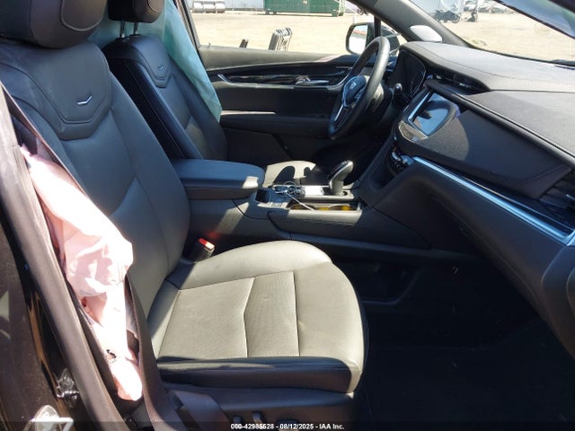 2025 CADILLAC XT5 1GYKNDRS7SZ120506 Photo 4