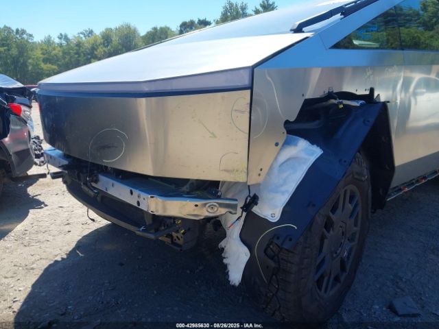 2024 TESLA CYBERTRUCK 7G2CEHED6RA018262 Photo 5