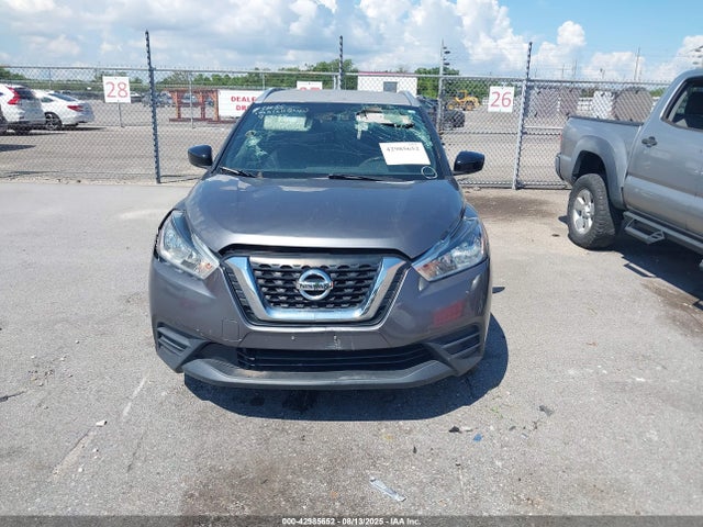 3N1CP5CU7JL527481 Nissan 2018
