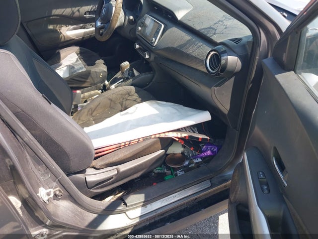 3N1CP5CU7JL527481 Nissan 2018