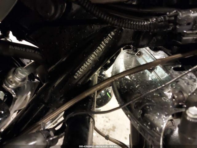 2019 HARLEY-DAVIDSON FLHTKSE 1HD1TEH16KB950522 Photo 9