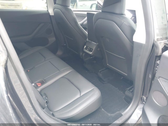 2025 TESLA MODEL Y 7SAYGDEE9SF289476 Photo 7