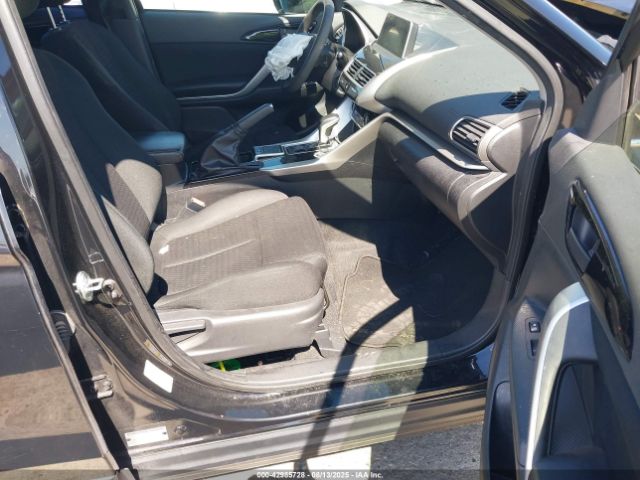 2018 MITSUBISHI ECLIPSE CROSS JA4AT4AA7JZ046359 Photo 4