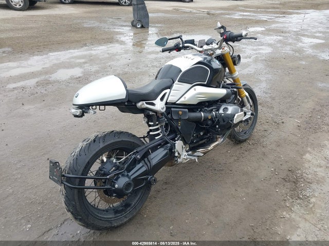 BMW 2021 2021 WB10L5309M6D92074 Image 4