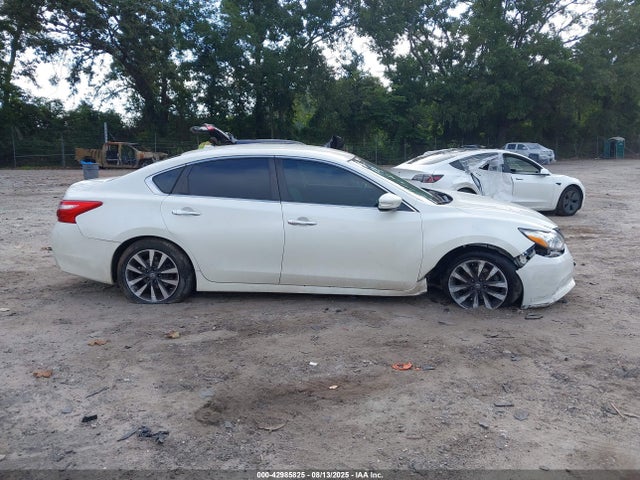 Nissan 2017 2017 1N4AL3AP1HC177200 Image 14
