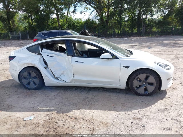 Tesla 2021 2021 5YJ3E1EBXMF983369 Image 12