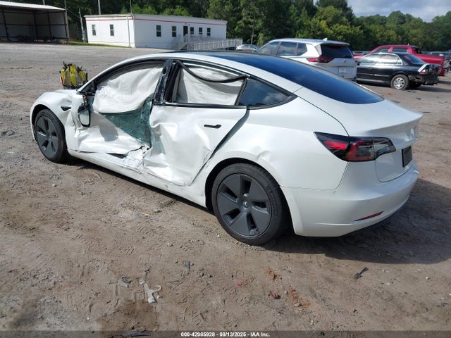 2021 TESLA MODEL 3 5YJ3E1EBXMF983369 Photo 2