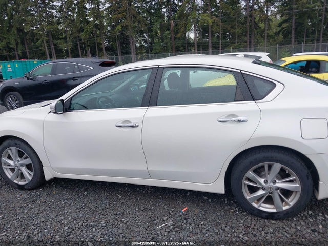 1N4AL3AP9FC437257 Nissan 2015