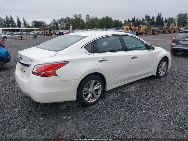 1N4AL3AP9FC437257 Nissan 2015