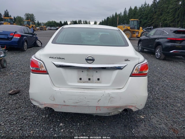 1N4AL3AP9FC437257 Nissan 2015