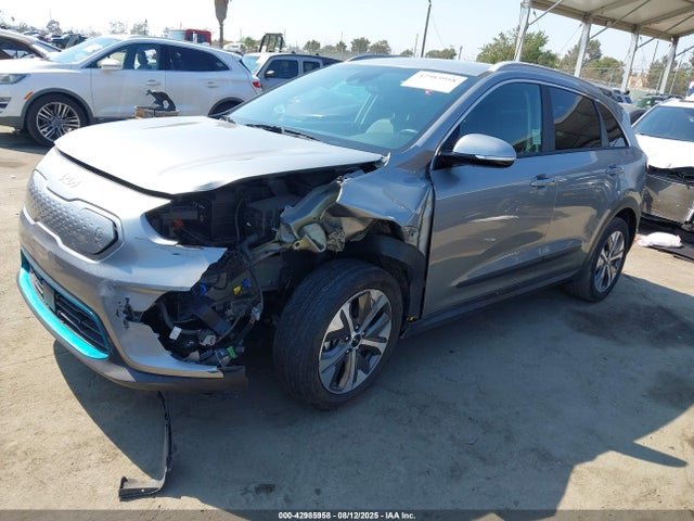 KNDCC3LG7N5160496 KIA 2022