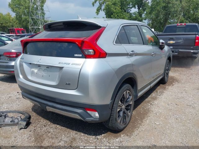 2018 MITSUBISHI ECLIPSE CROSS JA4AT5AA7JZ070666 Photo 3