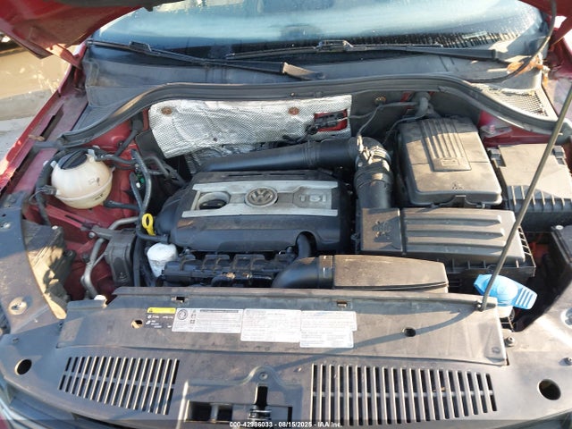 WVGBV7AX0GW039365 Volkswagen 2.0t
