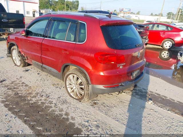 WVGBV7AX0GW039365 Volkswagen 2.0t