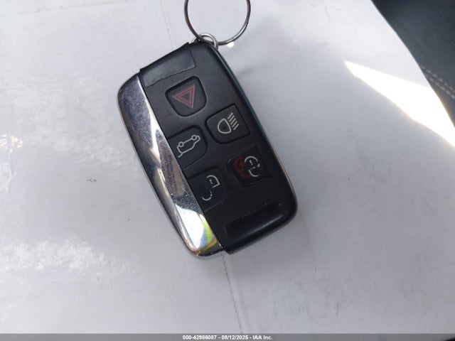 Land Rover aj20d 2018 SALYB2RN4JA706609 Image 11