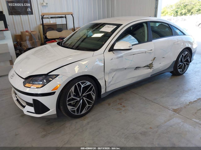 Hyundai Ioniq 6 2024 KMHM34AA2RA073655 Image 2