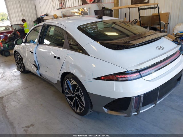 Hyundai Ioniq 6 2024 KMHM34AA2RA073655 Image 3