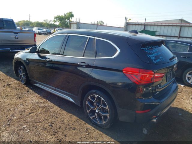 2022 BMW X1 WBXJG7C06N5V26800 Photo 2