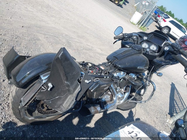 Harley-Davidson Road Glide 2023 1HD1KHC15PB613987 Image 4