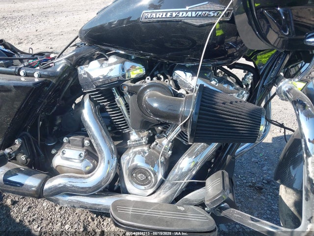Harley-Davidson Road Glide 2023 1HD1KHC15PB613987 Image 8