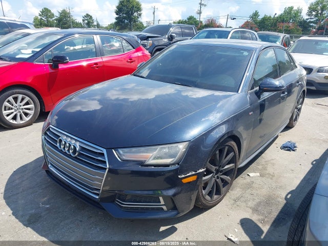 WAUKMAF45JA075556 Audi A4