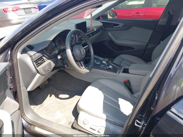WAUKMAF45JA075556 Audi A4
