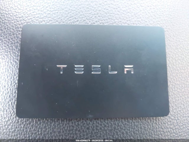 2025 TESLA MODEL Y 7SAYGDED9SA365105 Photo 10