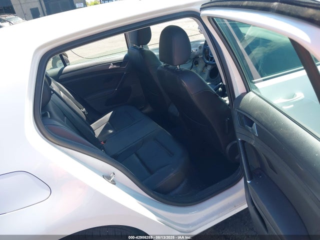3VWW57AU9KM033856 Volkswagen Golf