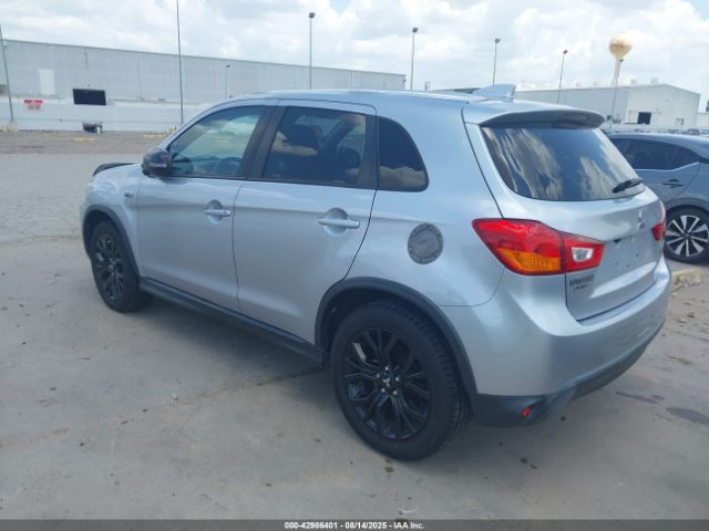 2017 MITSUBISHI OUTLANDER SPORT JA4AP3AU2HZ068868 Photo 2