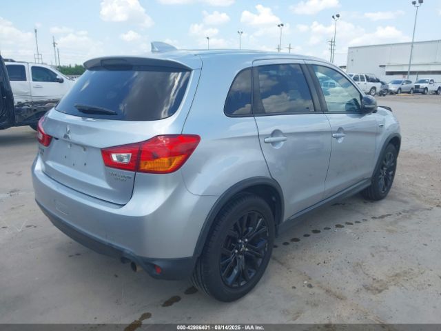 2017 MITSUBISHI OUTLANDER SPORT JA4AP3AU2HZ068868 Photo 3