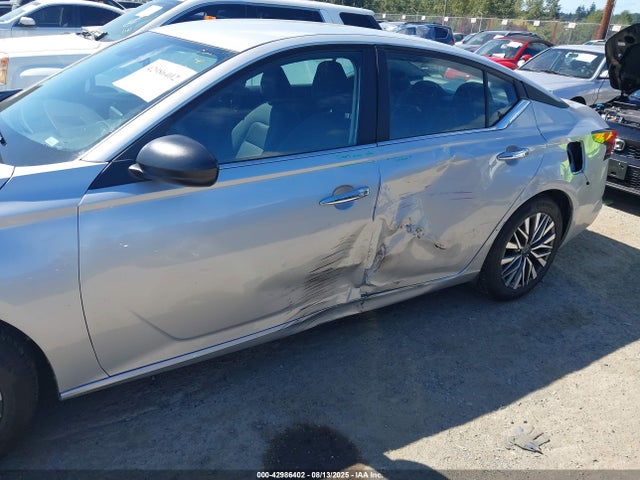 Nissan 2025 2025 1N4BL4DV6SN387002 Image 6