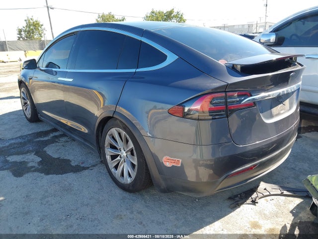 2020 TESLA MODEL X 5YJXCAE48LF229118 Photo 2